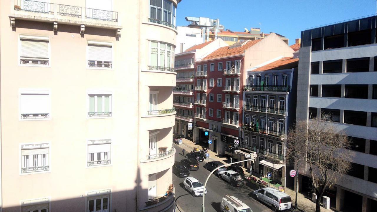 Hostel Absolut Morning Lisbon Exterior photo